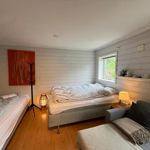 Cosy With Free Parking Apartment